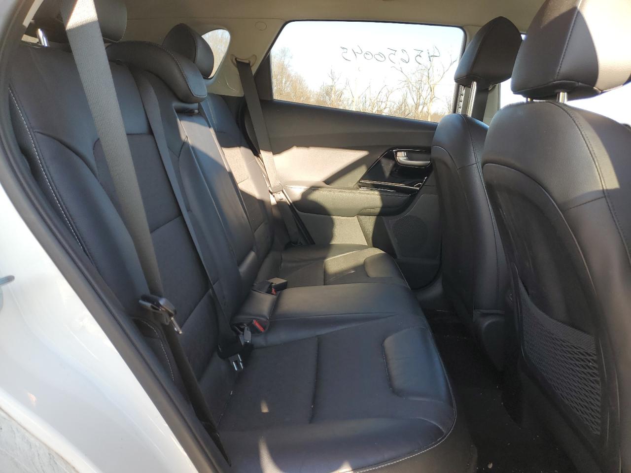 2017 Kia Niro - Image 11