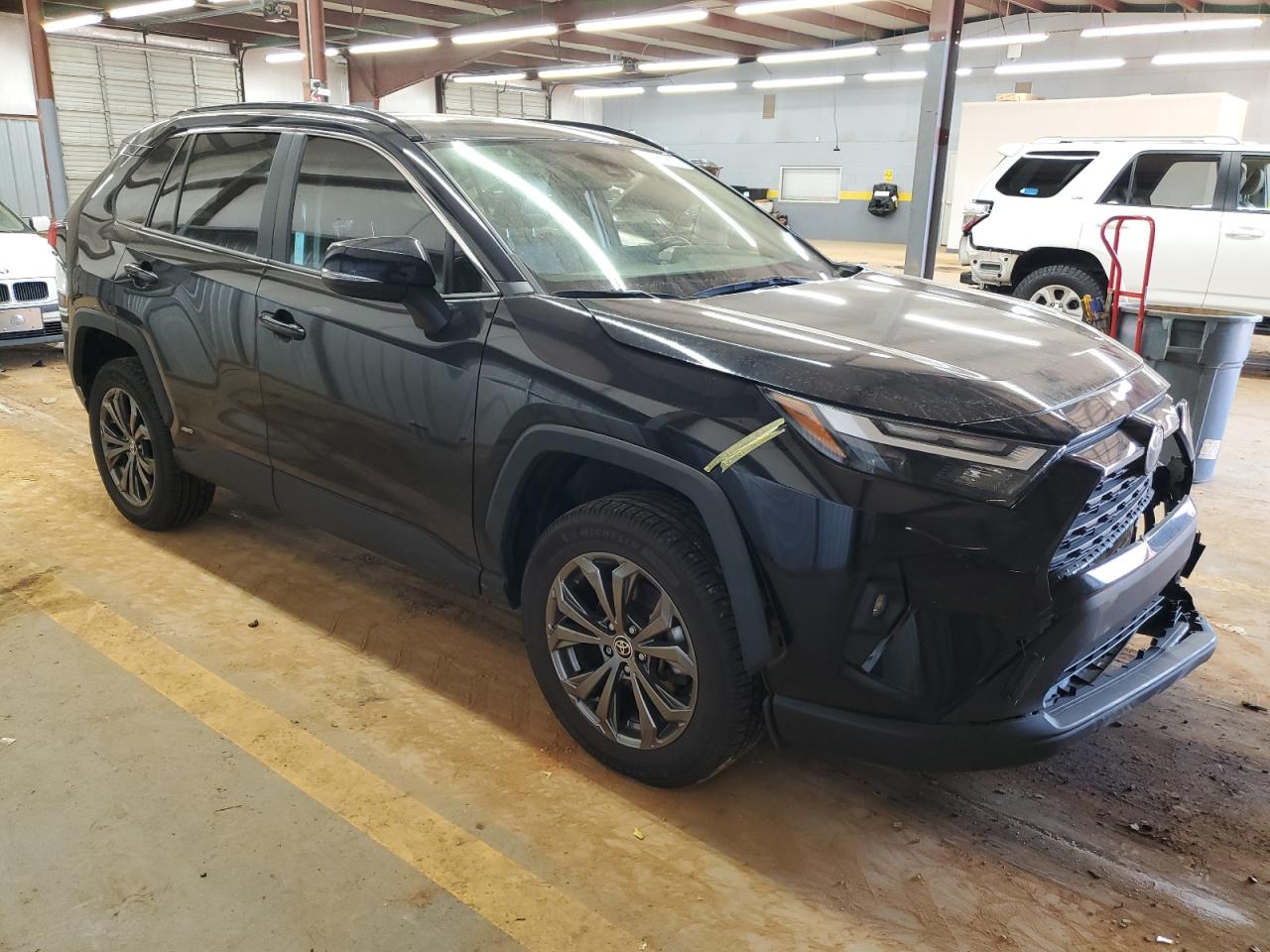 2022 Toyota RAV 4 - Image 4