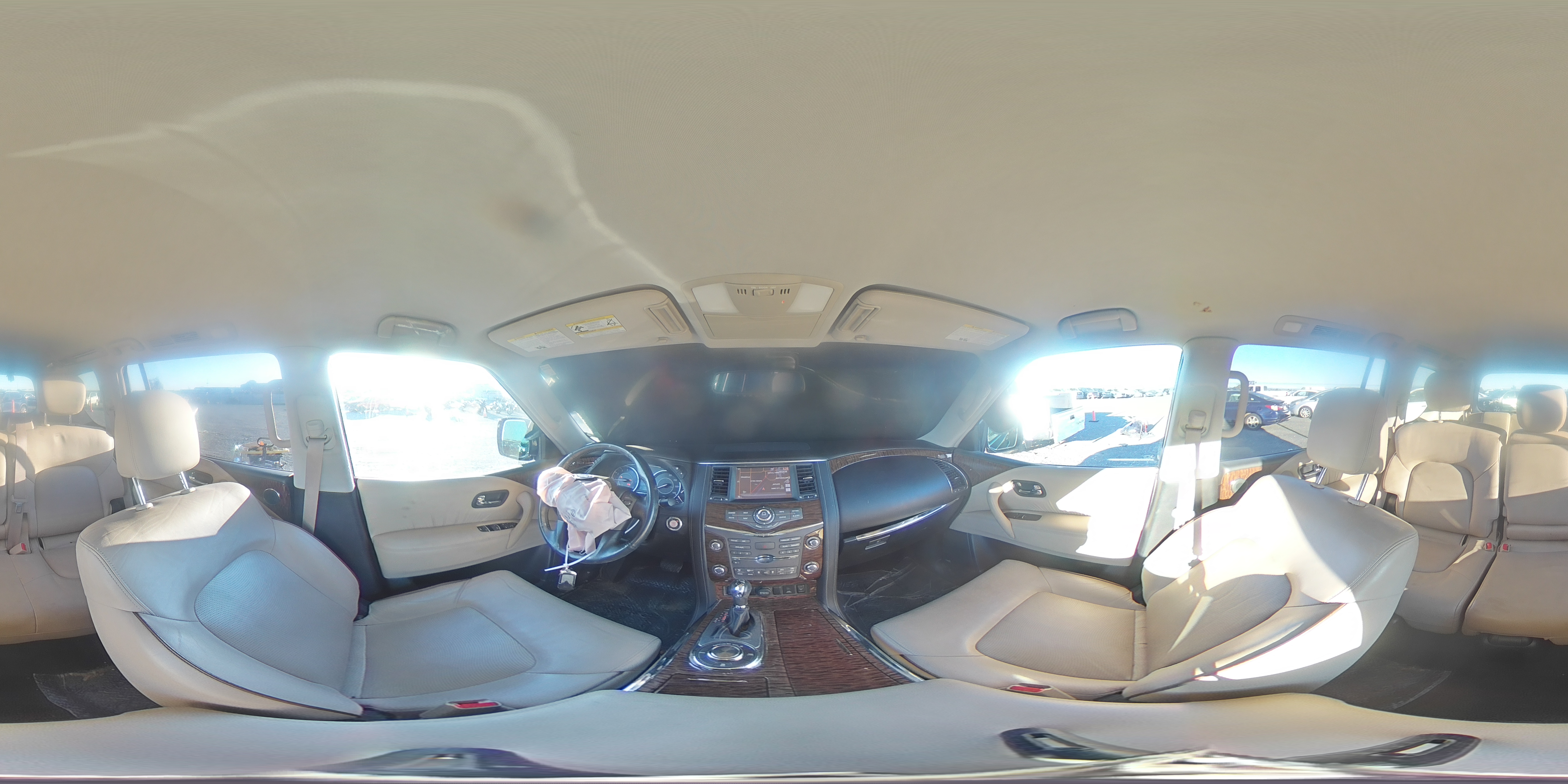 2017 Nissan Armada - Image 14