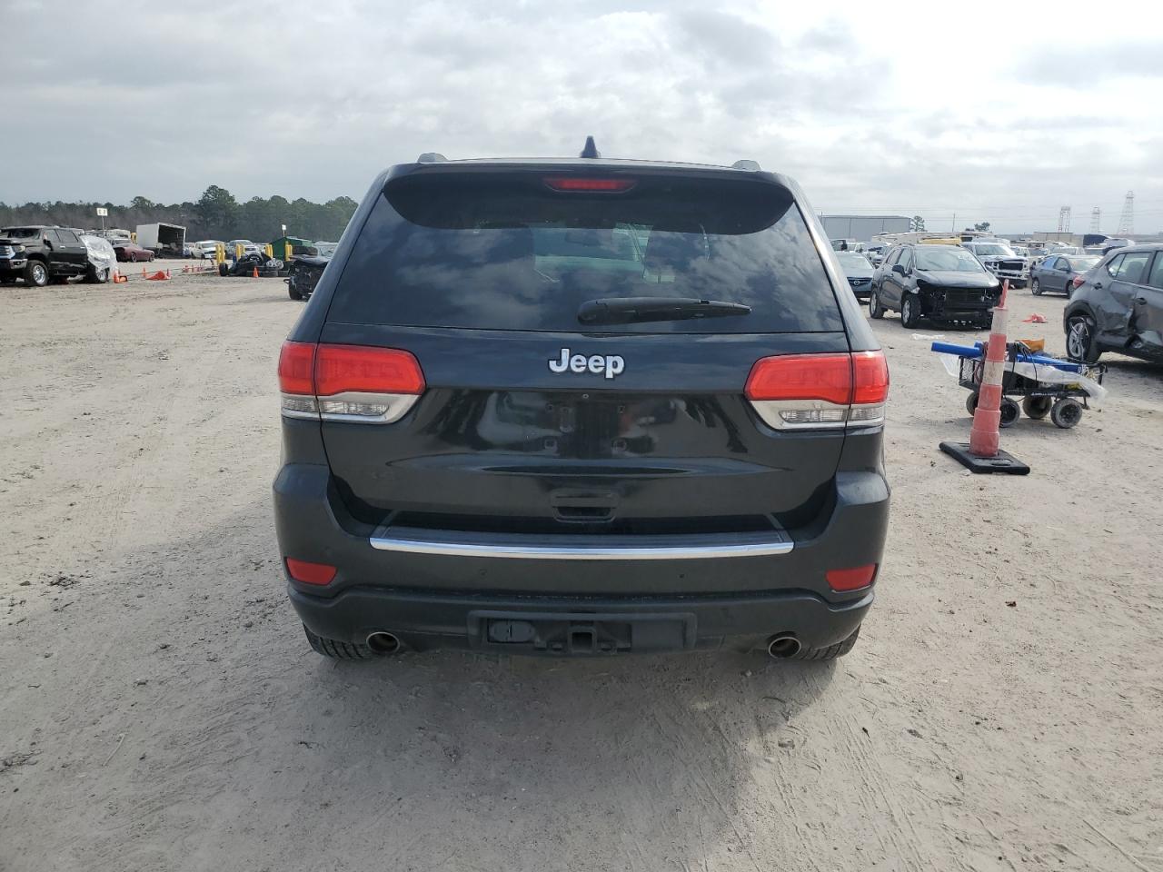 2015 Jeep Grand Cherokee - Image 6