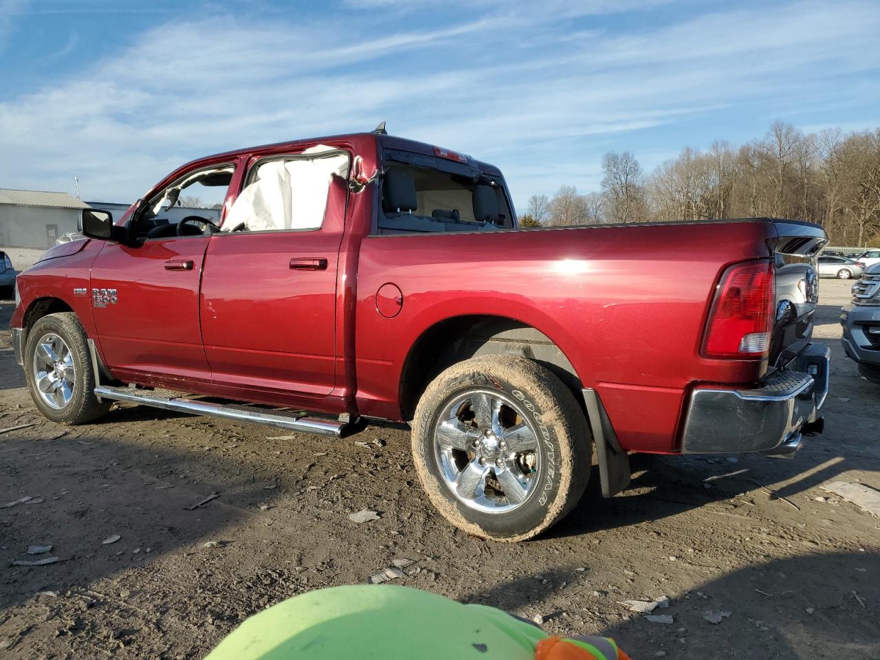 2019 RAM 1500 - Image 2