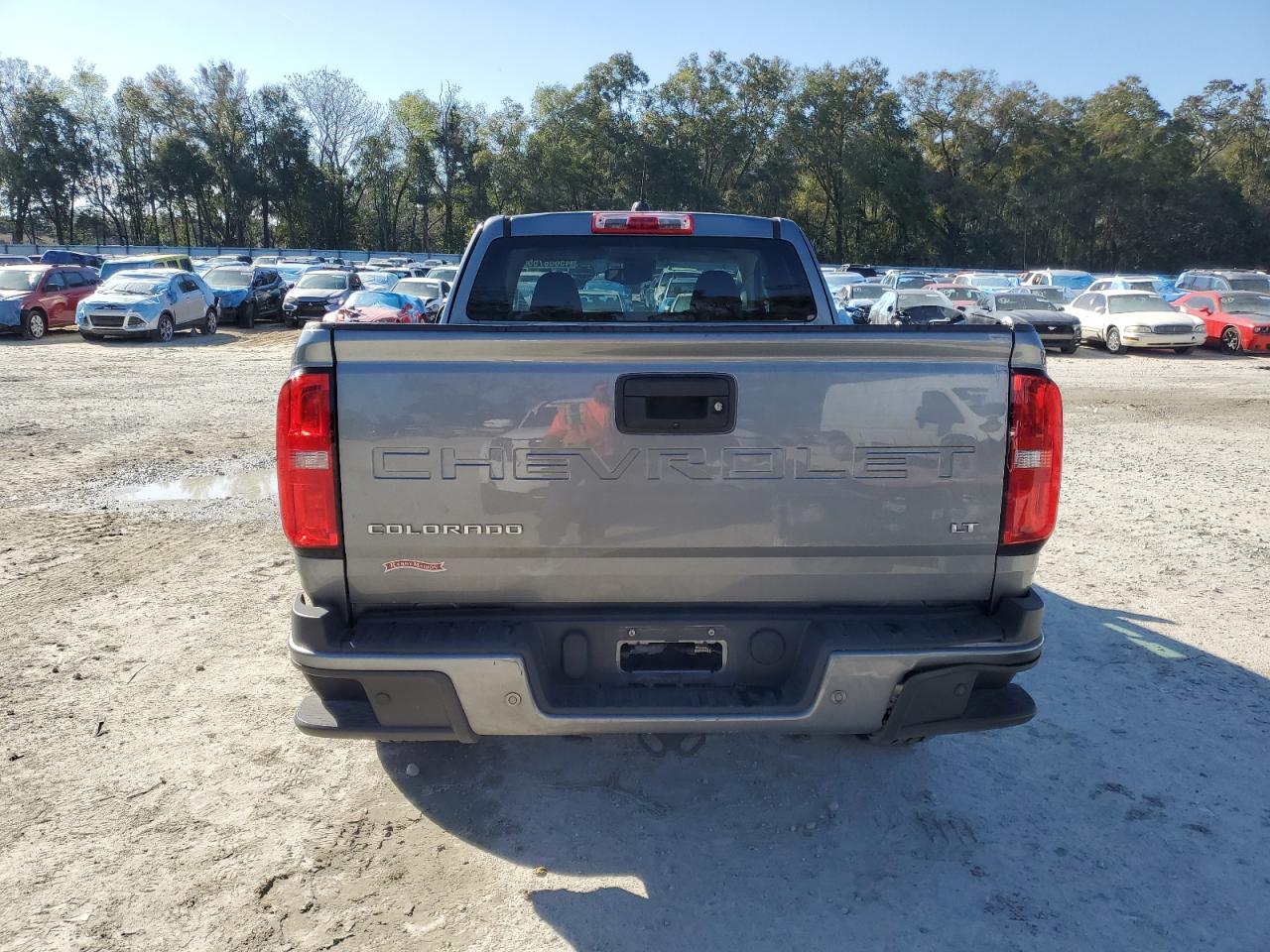 2022 Chevrolet Colorado - Image 6