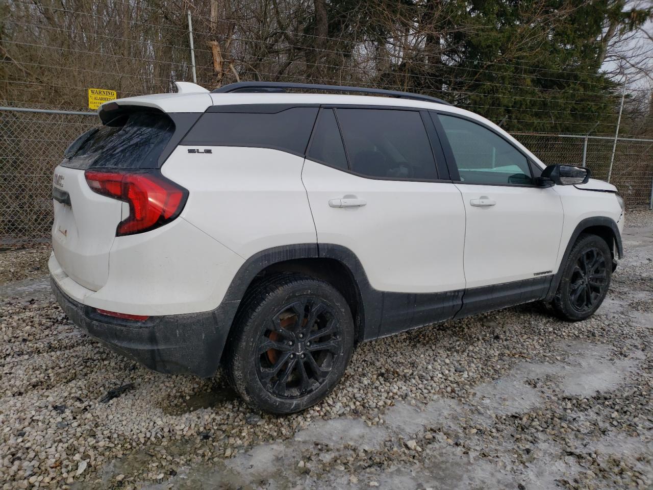 2020 GMC Terrain - Image 3