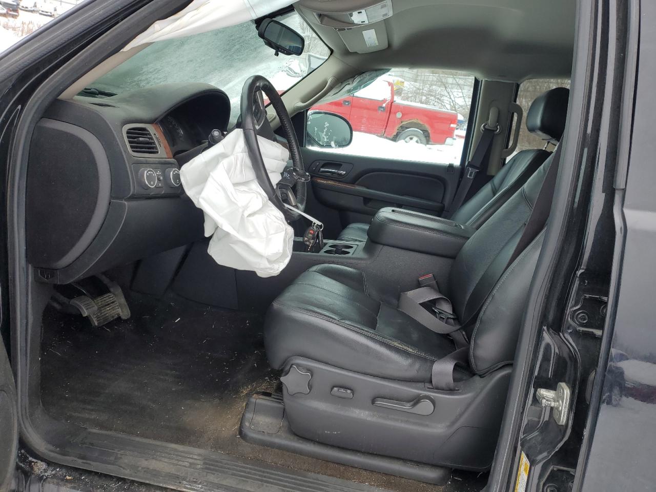 2013 Chevrolet Tahoe - Image 7