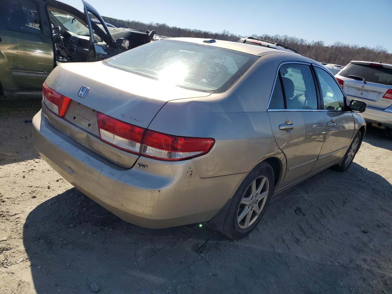 2004 Honda Accord - Image 3