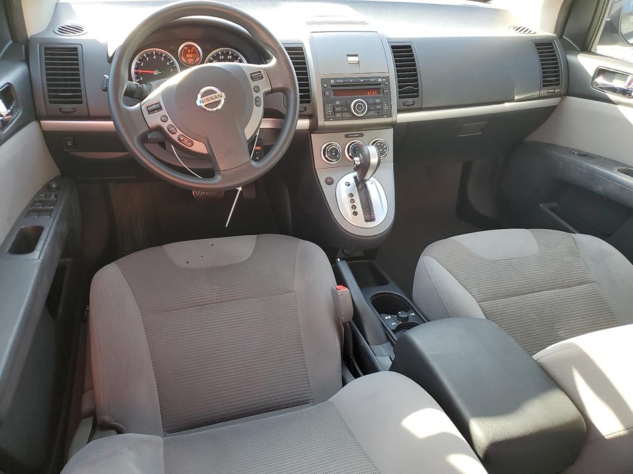 2011 Nissan Sentra - Image 8