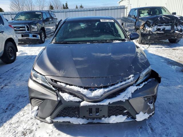  TOYOTA CAMRY 2018 Szary