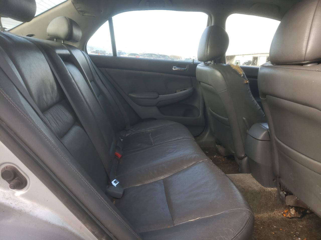 2006 Honda Accord - Image 10