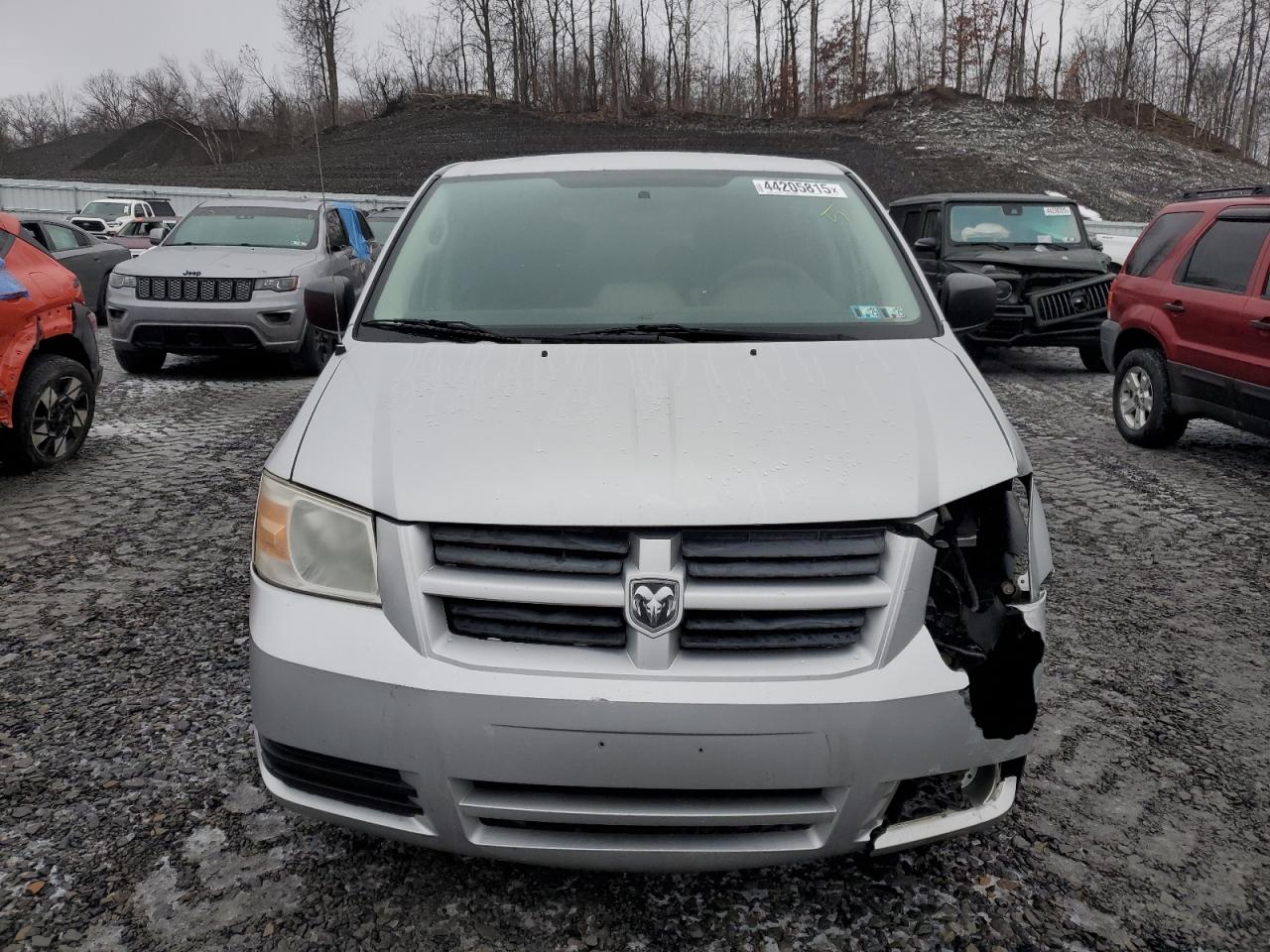 2010 Dodge Caravan - Image 5