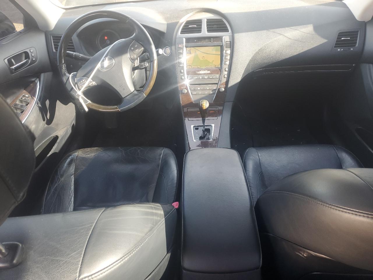 2010 Lexus ES - Image 8