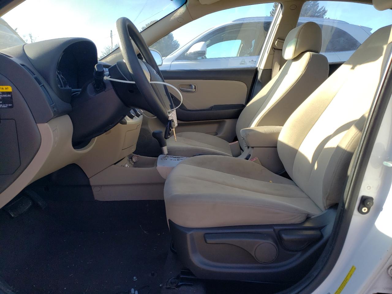 2009 Hyundai Elantra - Image 7