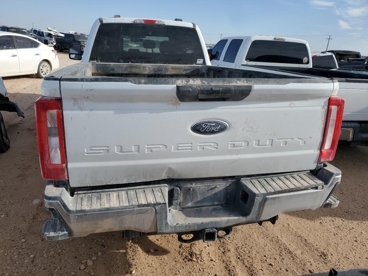 2023 Ford F250 - Image 6