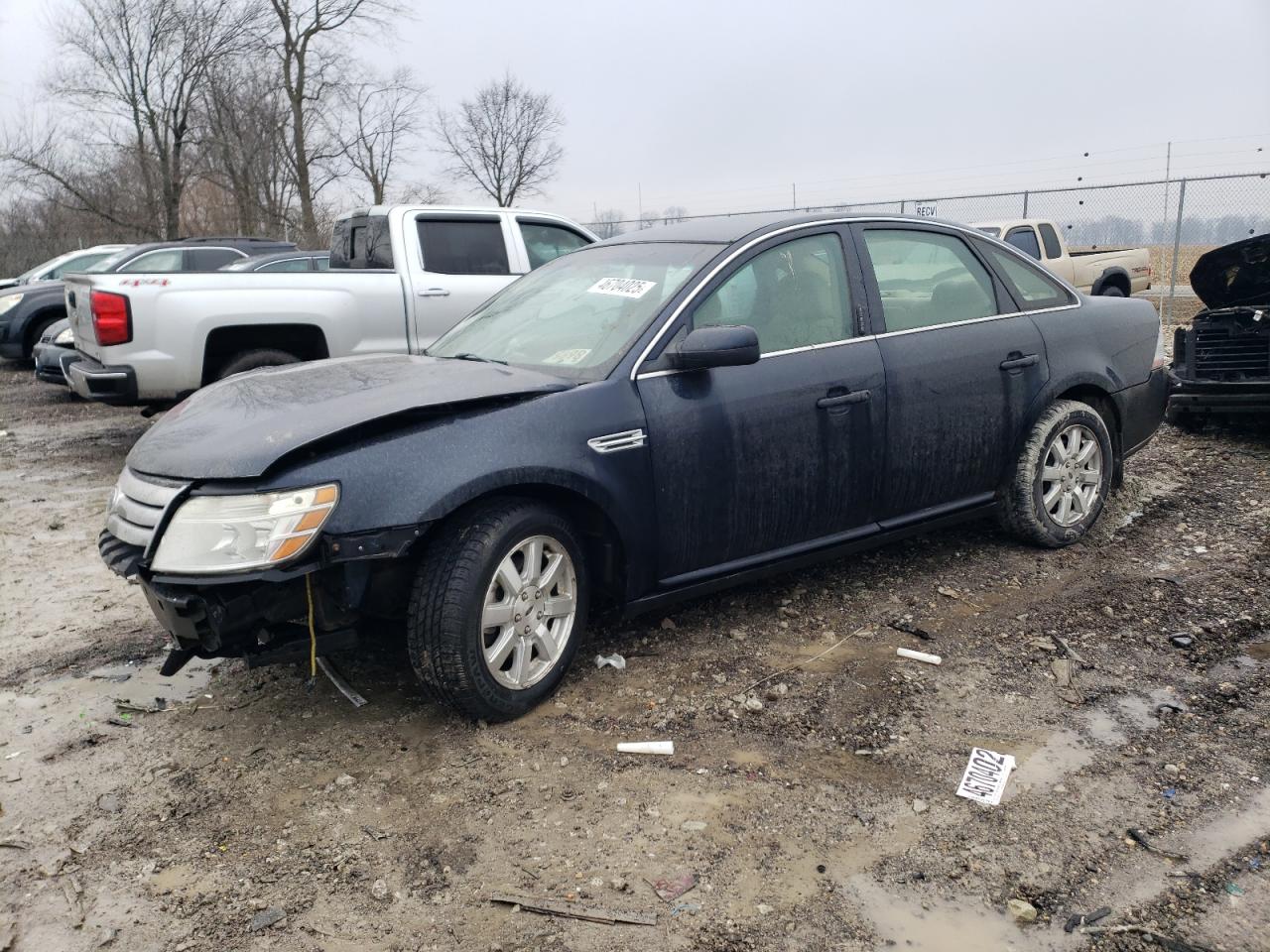2009 Ford Taurus Se for Sale in Cicero, IN - Front End