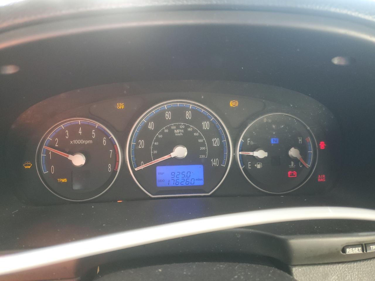 2007 Hyundai Santa Fe - Image 9
