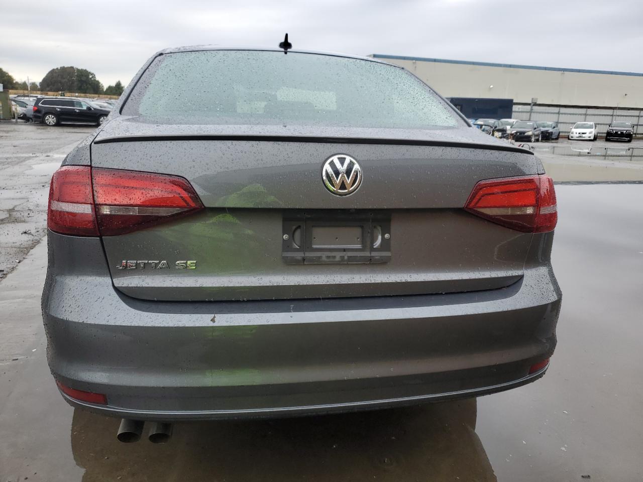 2017 Volkswagen Jetta - Image 6