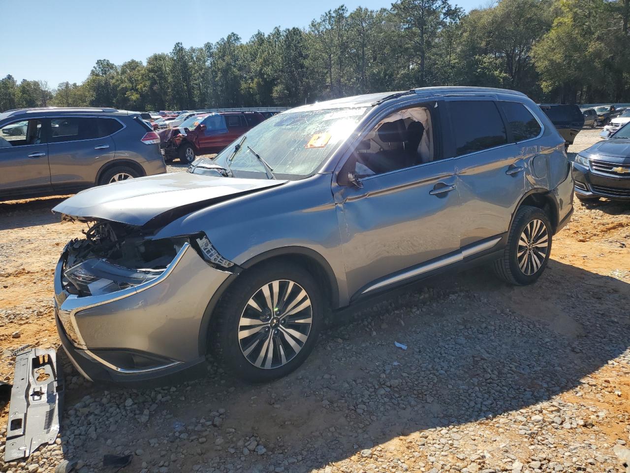 2020 Mitsubishi Outlander - Image 1