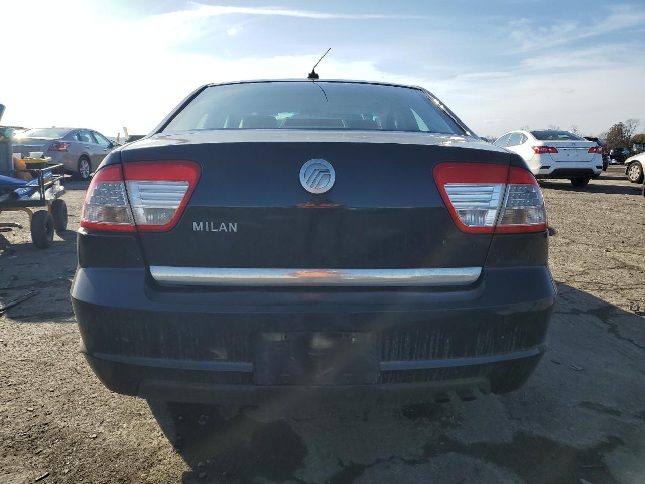 2008 Mercury Milan - Image 6
