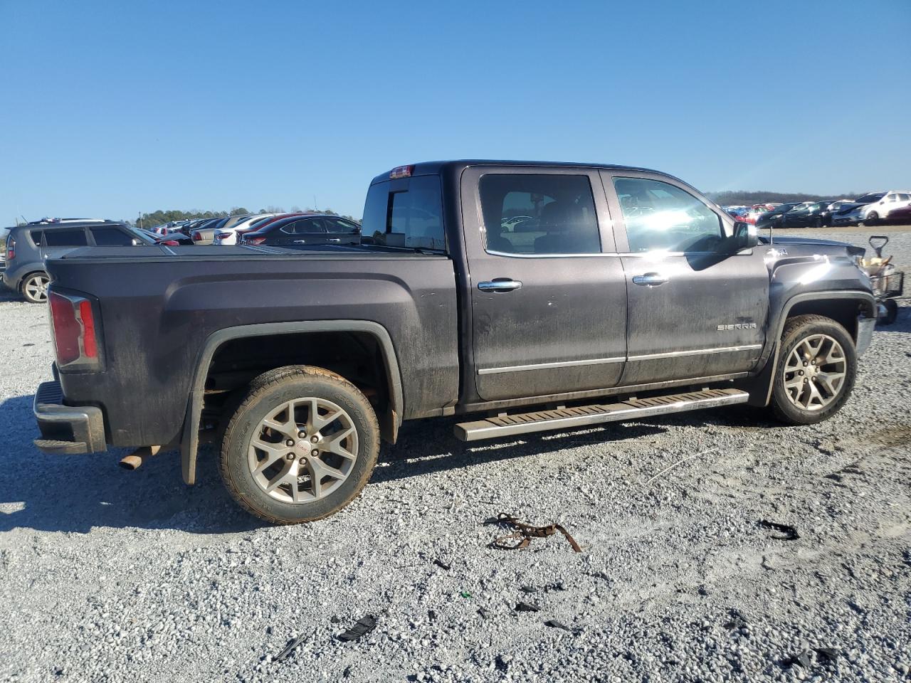 2016 GMC Sierra - Image 3
