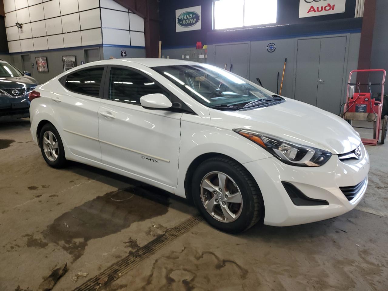 2015 Hyundai Elantra - Image 4