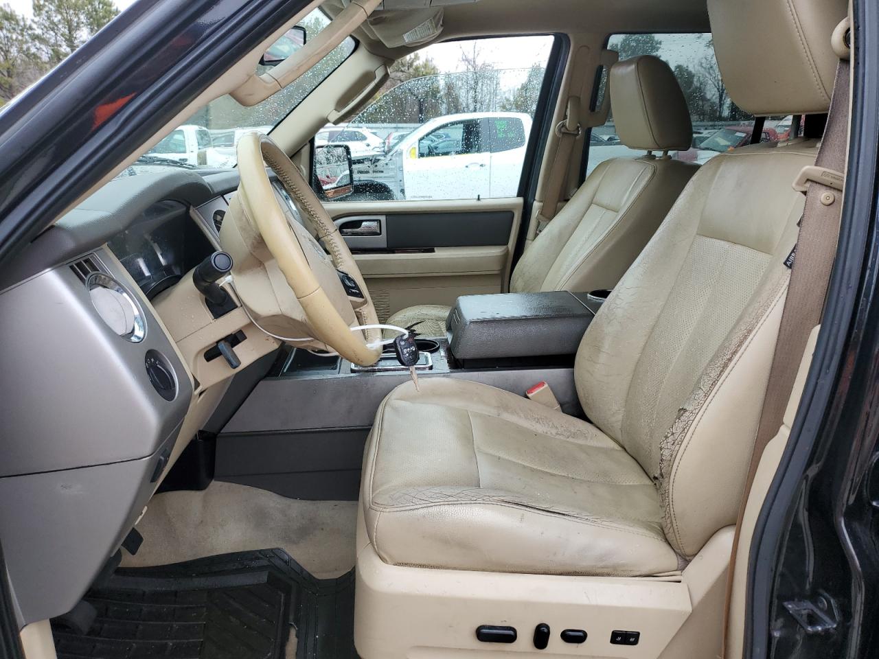2011 Ford Expedition Xlt VIN: 1FMJU1J59BEF13077 Lot: 44990515