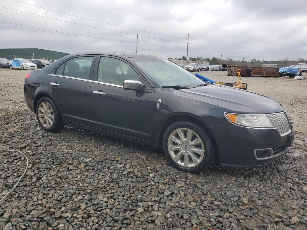 2012 Lincoln MKZ - Image 4