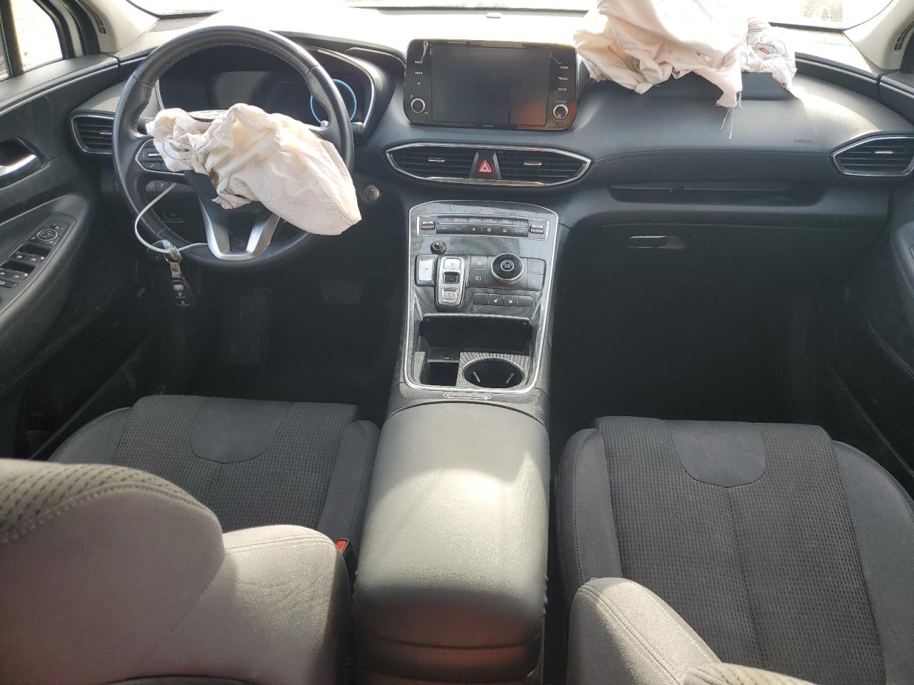 2022 Hyundai Santa Fe - Image 8