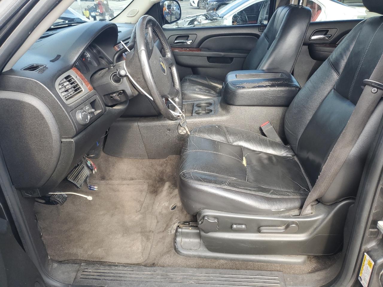 2010 Chevrolet Tahoe - Image 7