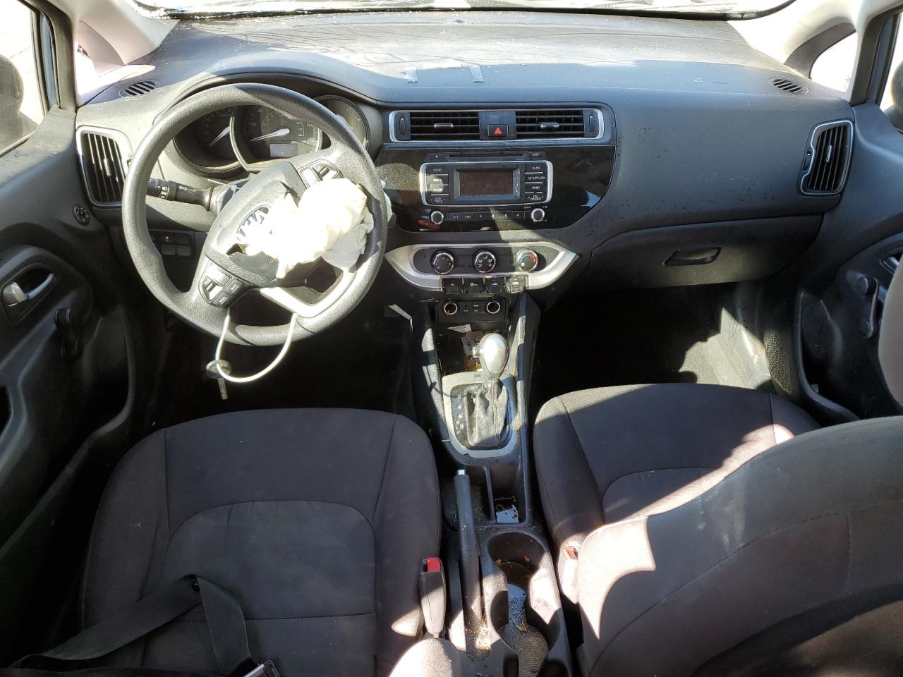 2016 Kia Rio - Image 8