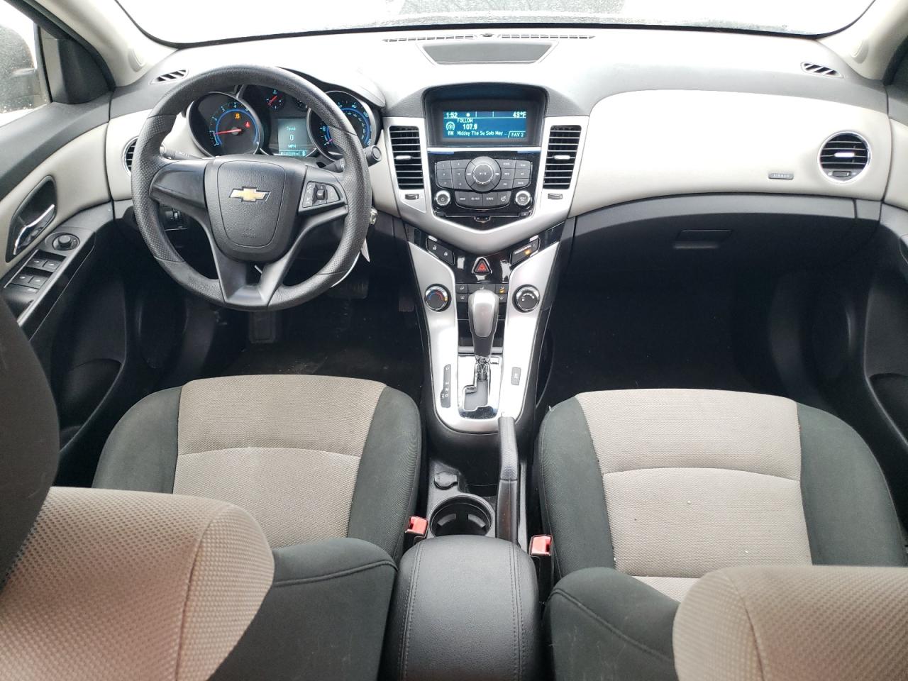 2012 Chevrolet Cruze - Image 8