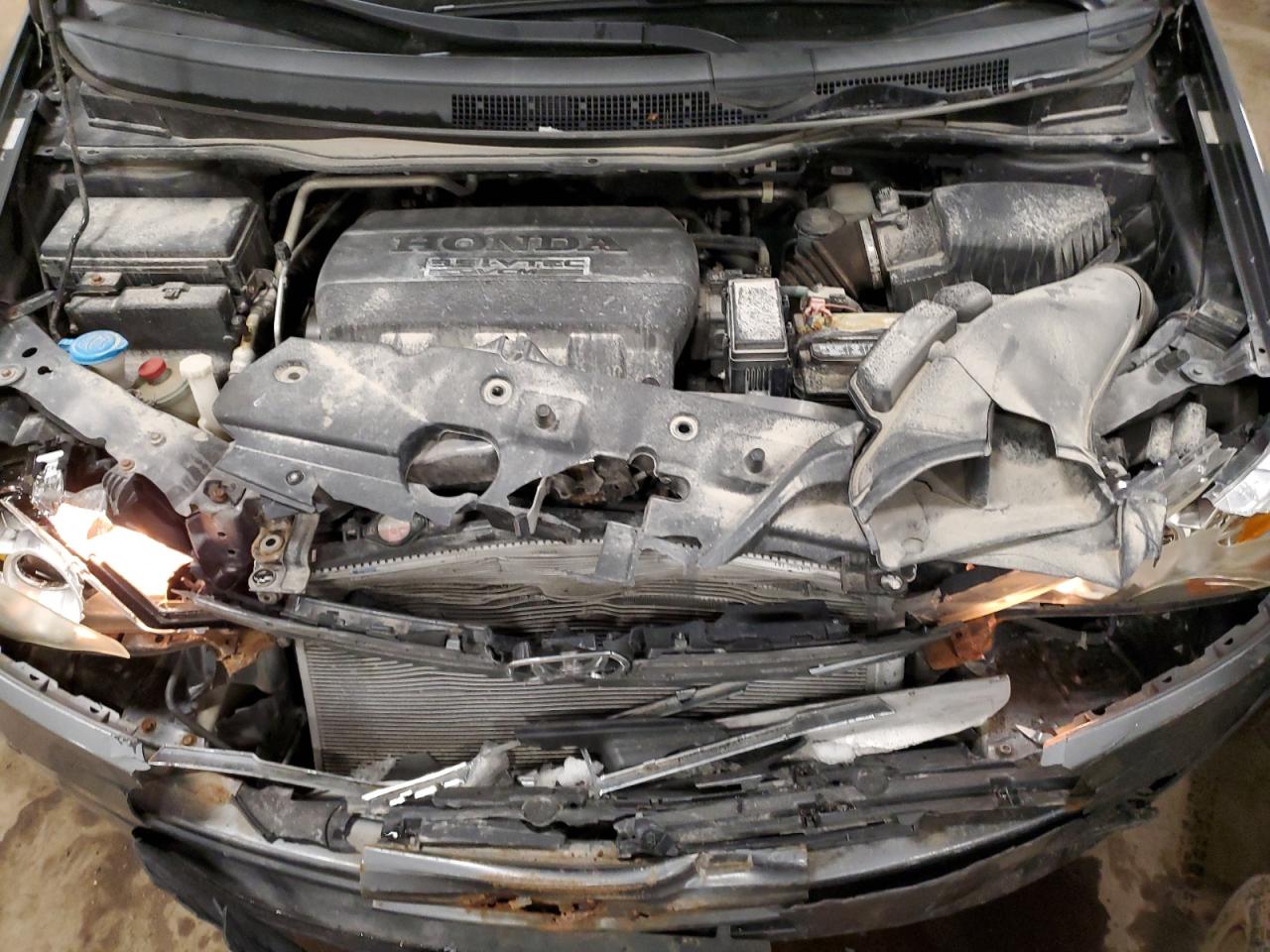 2012 Honda Odyssey - Image 12