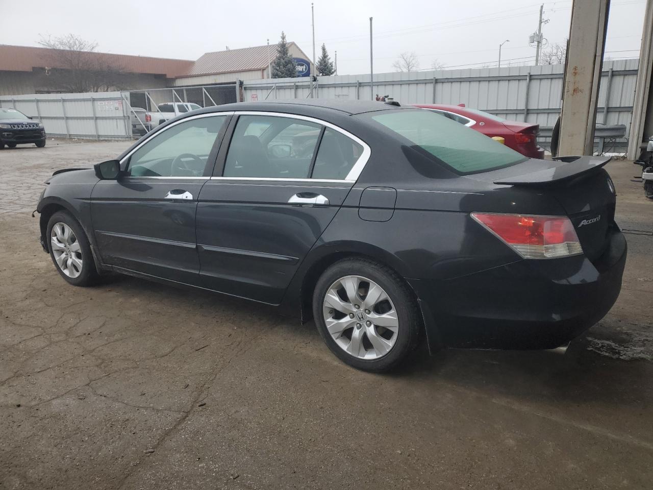 2010 Honda Accord - Image 2