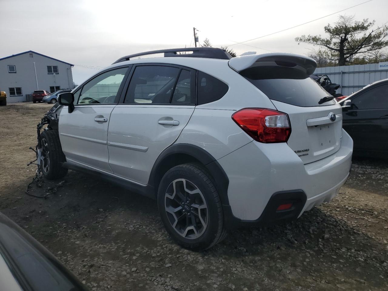2016 Subaru XV - Image 2