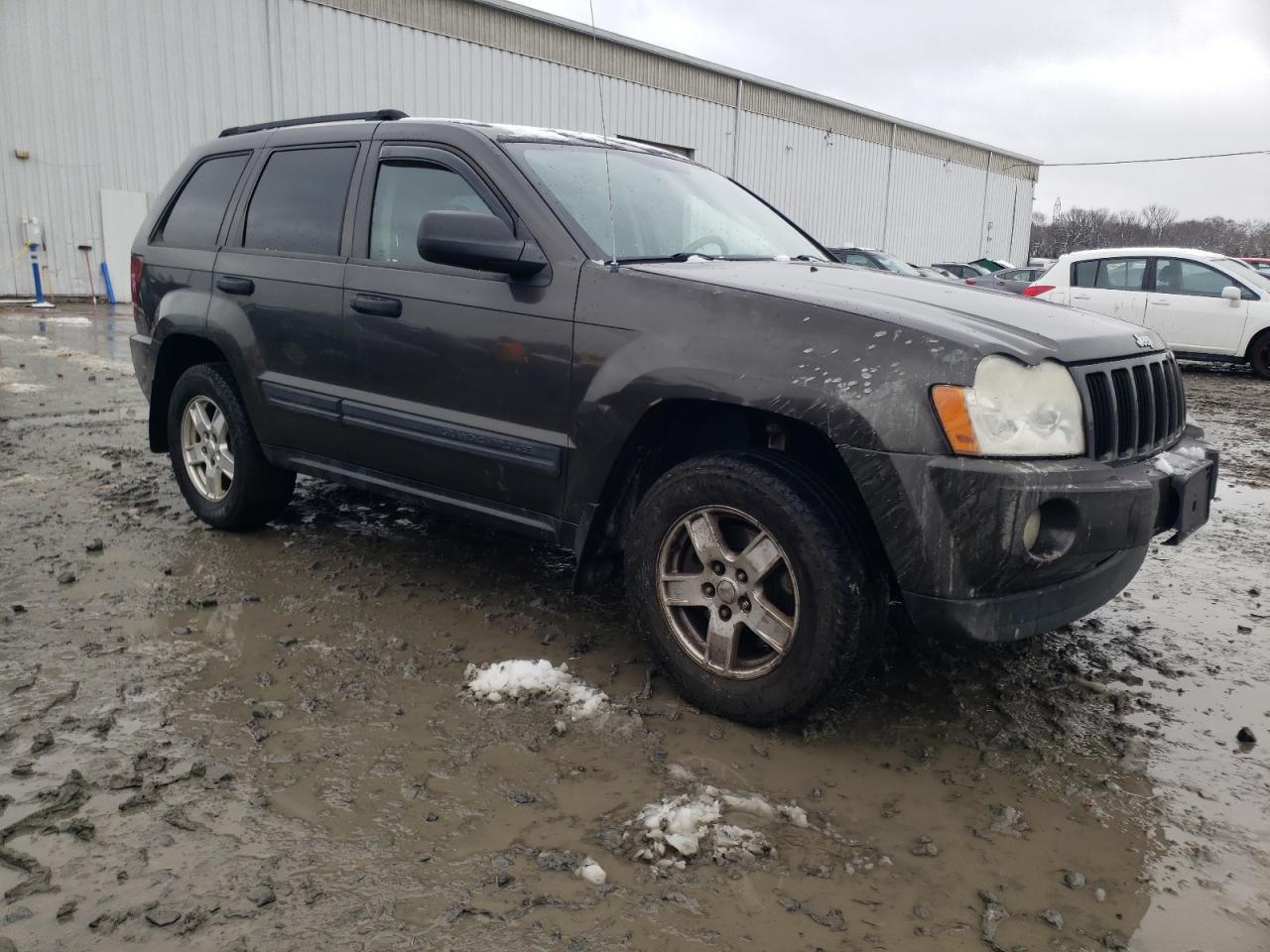 2005 Jeep Grand Cherokee - Image 4