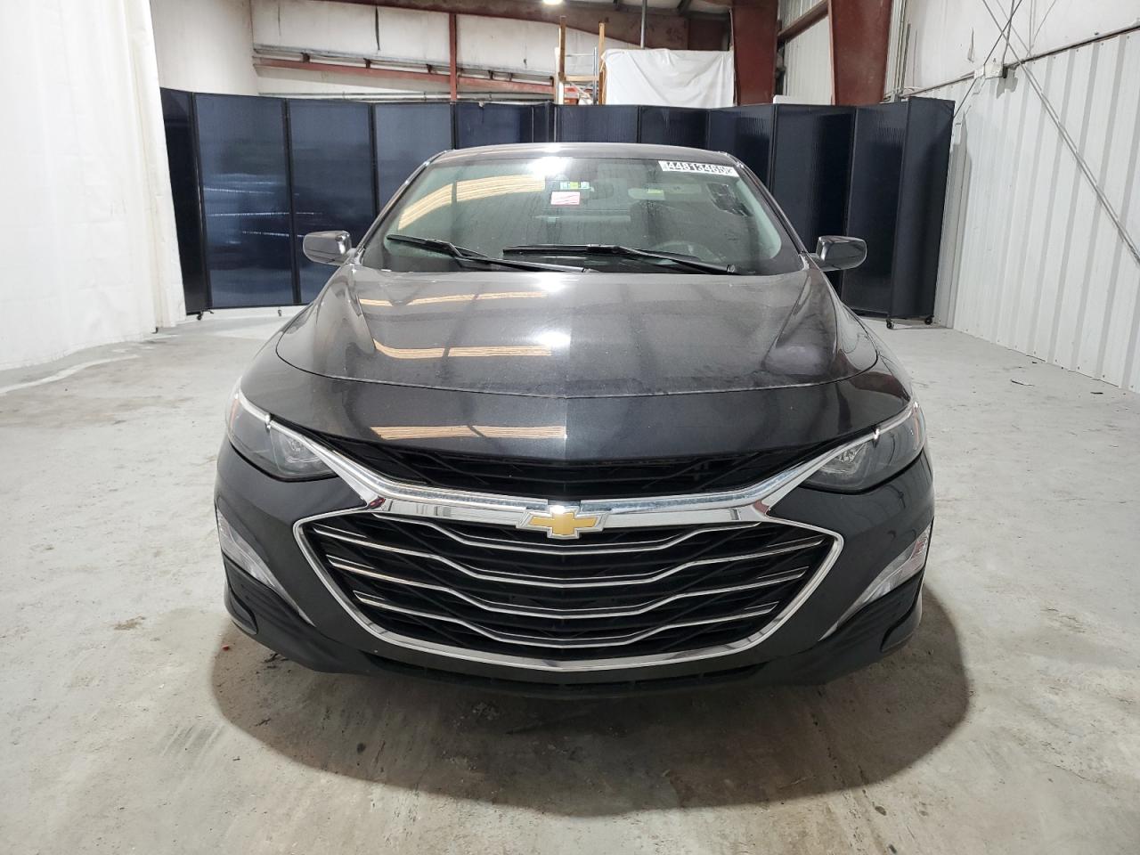 2023 Chevrolet Malibu - Image 5