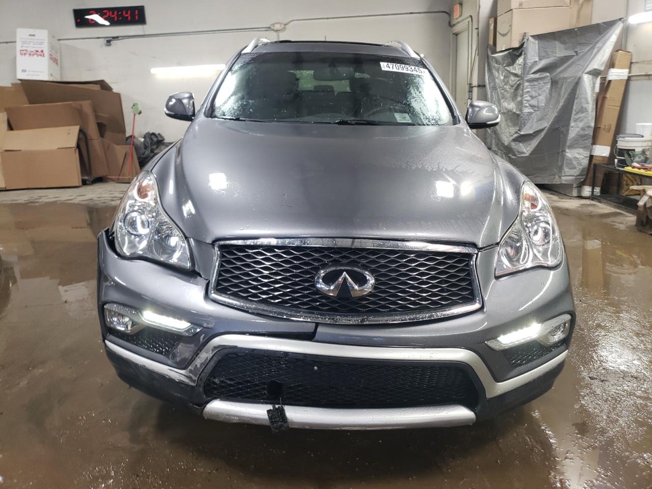 2017 Infiniti QX50 - Image 5