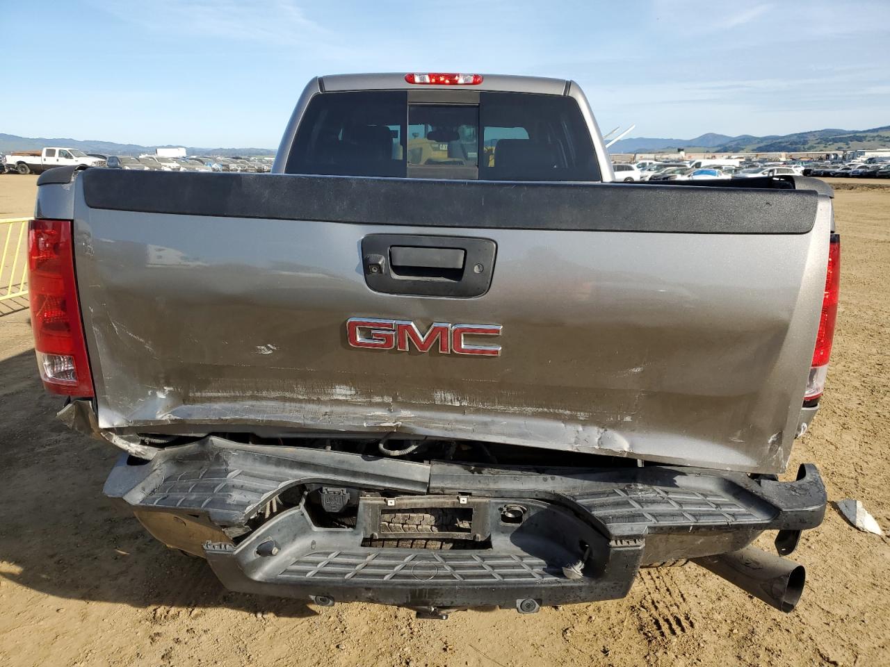 2013 GMC Sierra - Image 6
