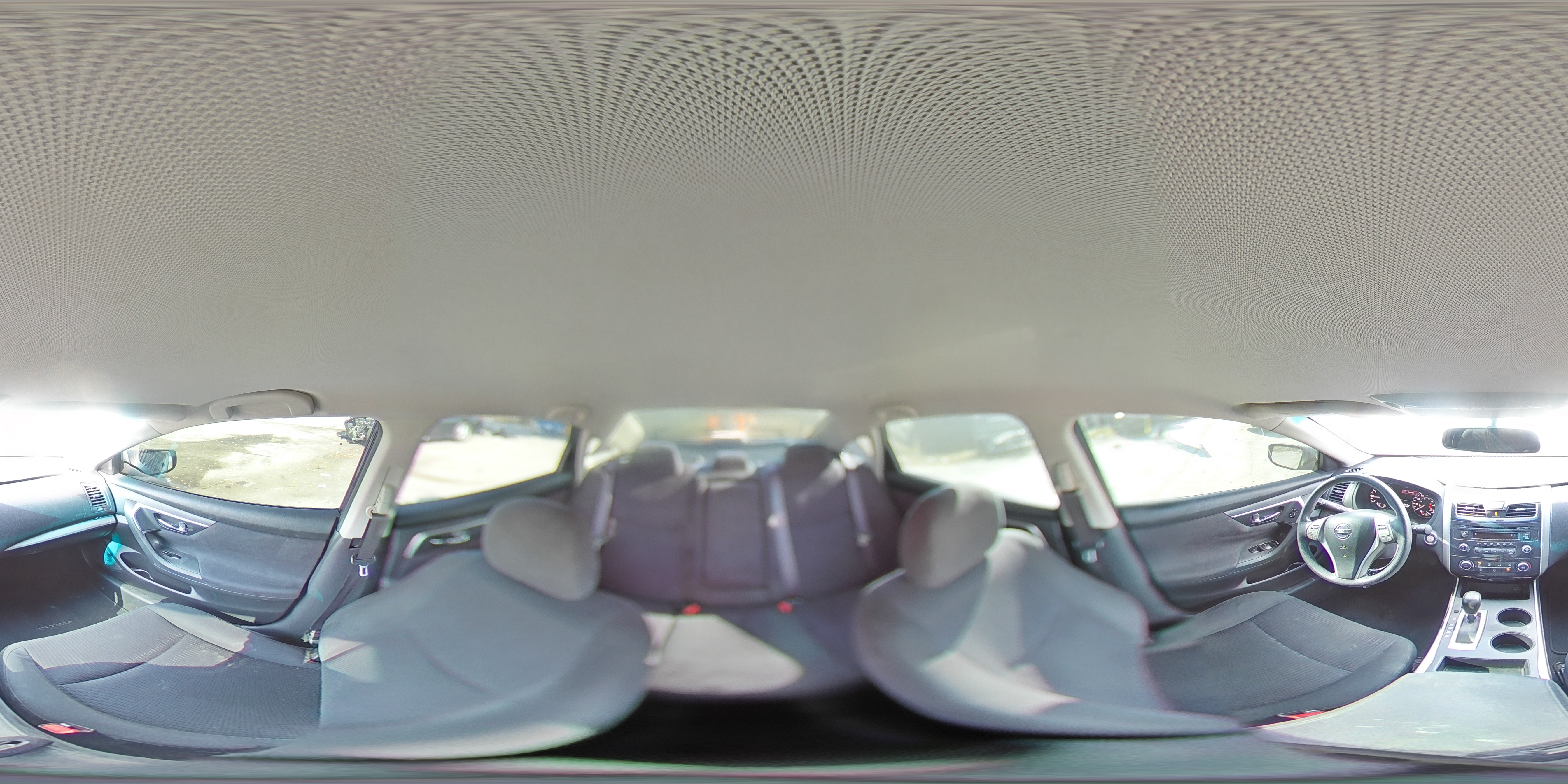 2015 Nissan Altima - Image 12