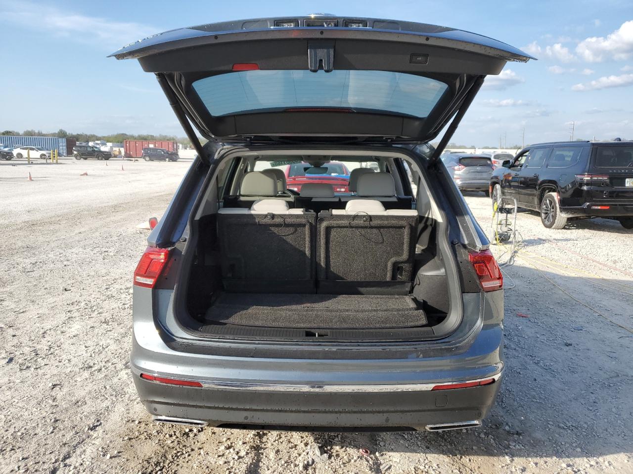 2021 Volkswagen Tiguan - Image 6