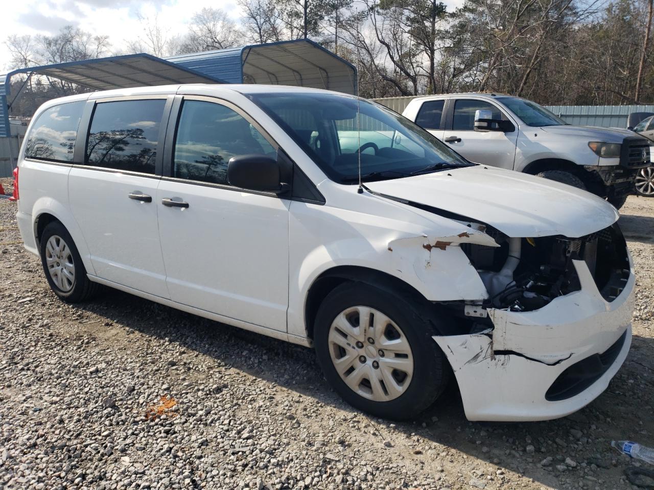 2019 Dodge Caravan - Image 4