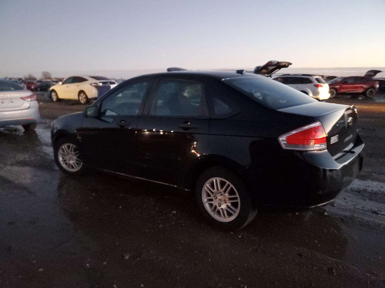 2010 Ford Focus - Image 2