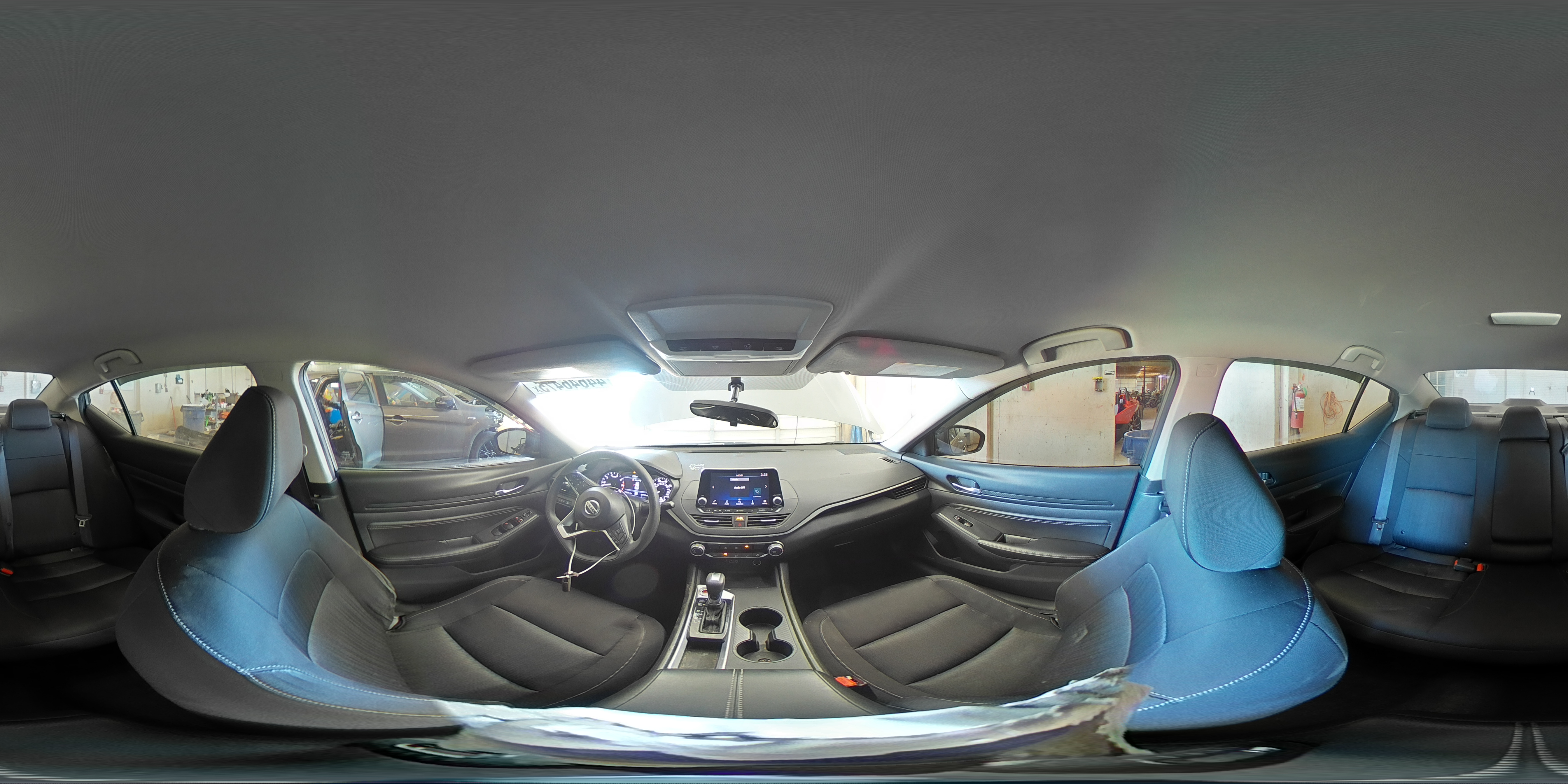 2020 Nissan Altima - Image 15