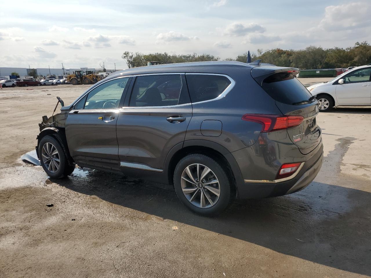 2020 Hyundai Santa Fe - Image 2