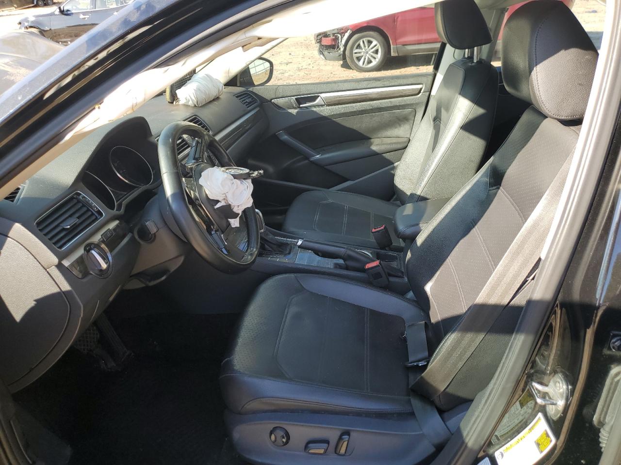 2016 Volkswagen Passat - Image 7