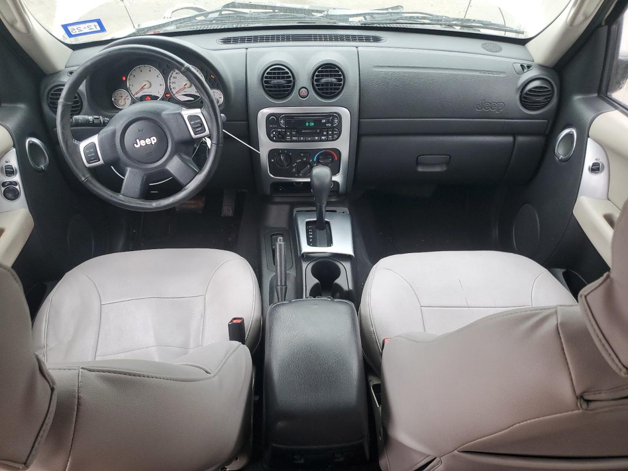 2003 Jeep Liberty (North America) - Image 8