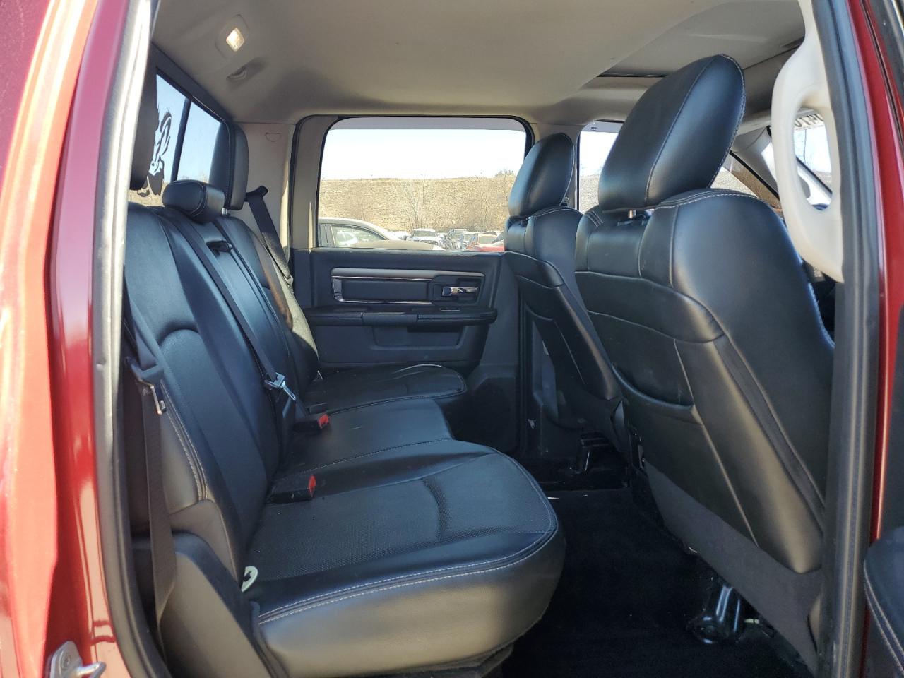 2014 RAM 1500 - Image 10