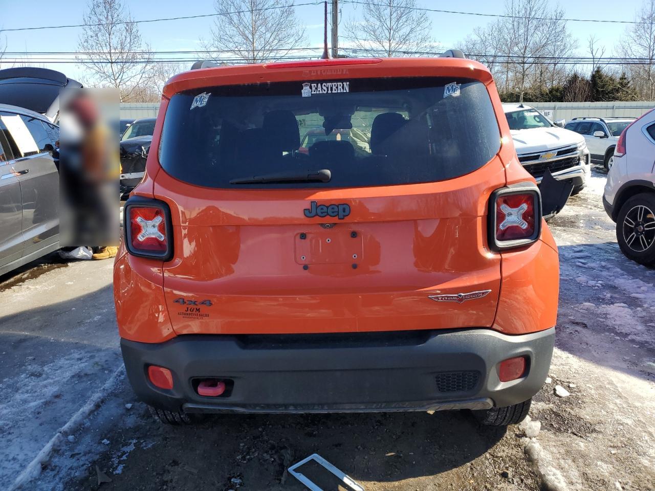 2016 Jeep Renegade - Image 6