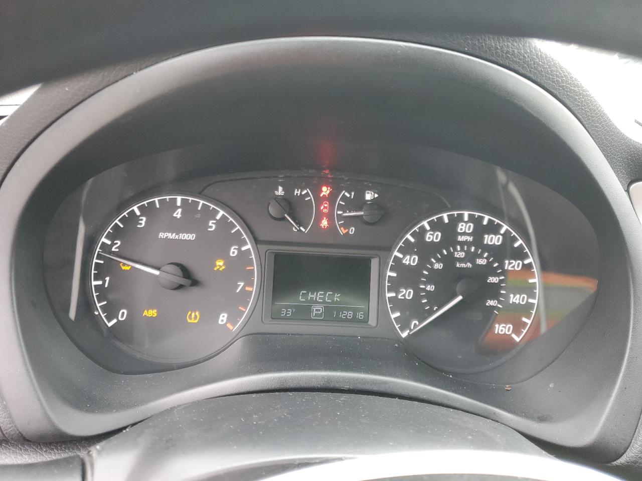 2015 Nissan Sentra - Image 9