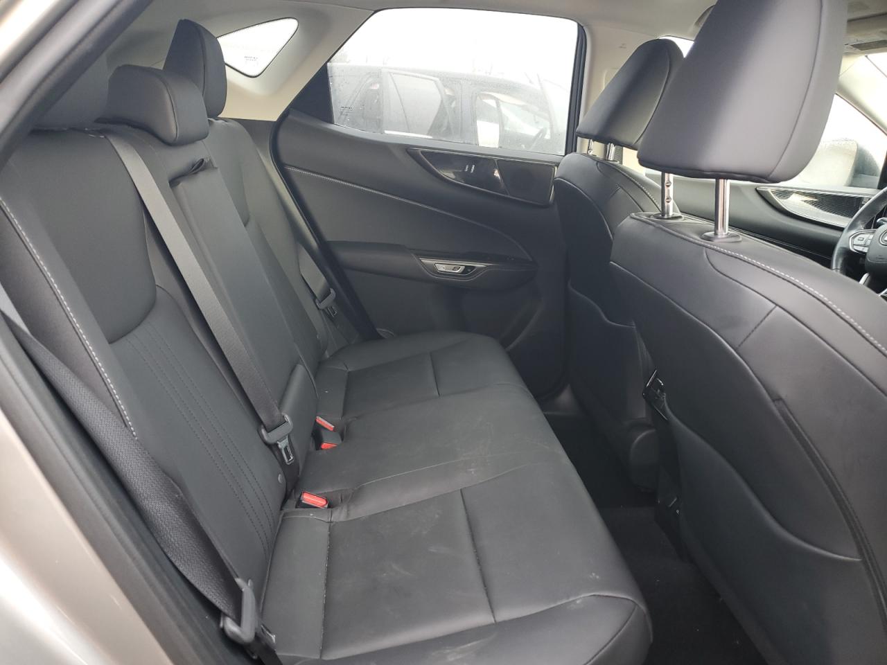 2022 Lexus NX - Image 11