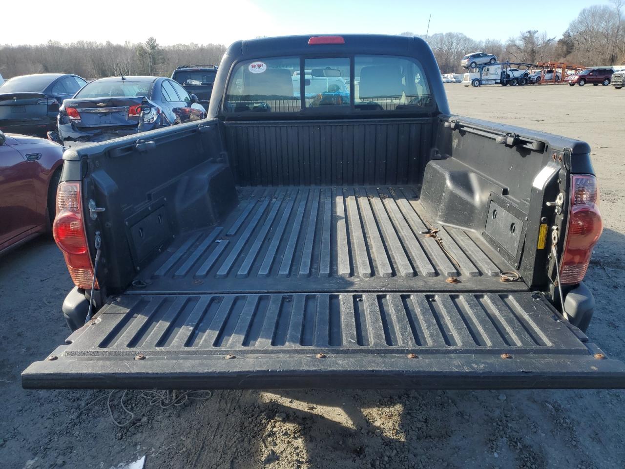 2013 Toyota Tacoma - Image 10