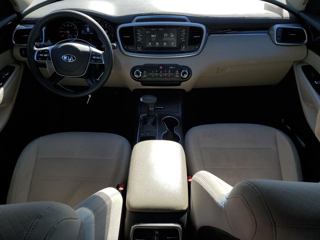 2019 Kia Sorento - Image 8